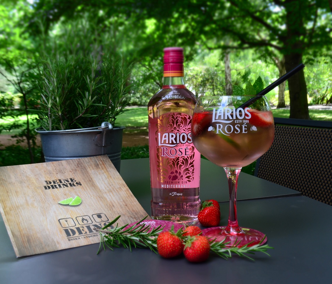 DEINS.TREND – Larios Rosé Gin